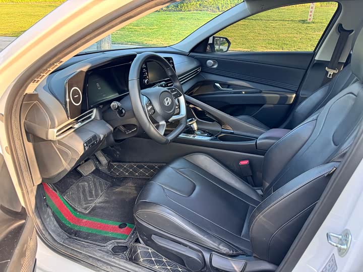 Фото 9 - Hyundai Elantra N line