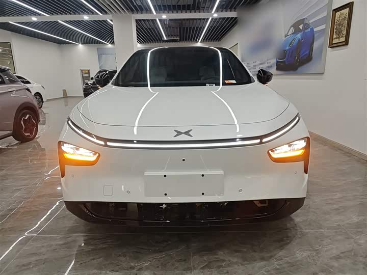 Фото 3 - XPeng G7