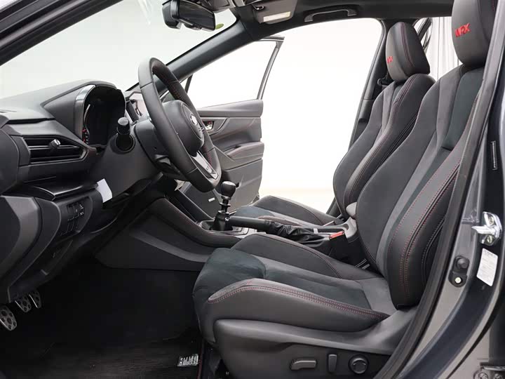 Фото 2 - Subaru WRX