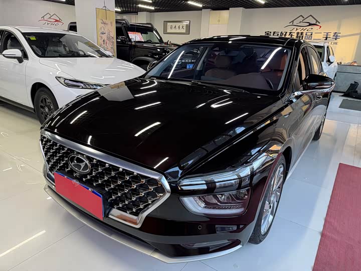 Фото 1 - Hyundai Mistra