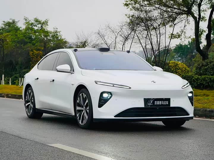 Фото 1 - Nio ET7