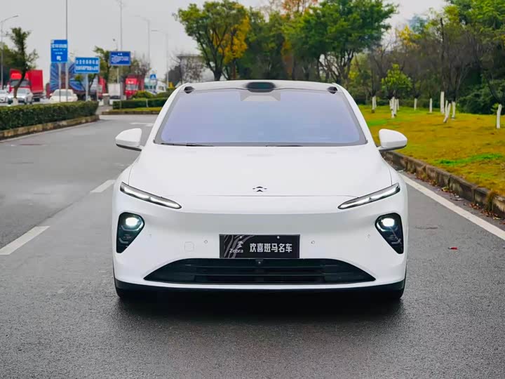 Фото 2 - Nio ET7