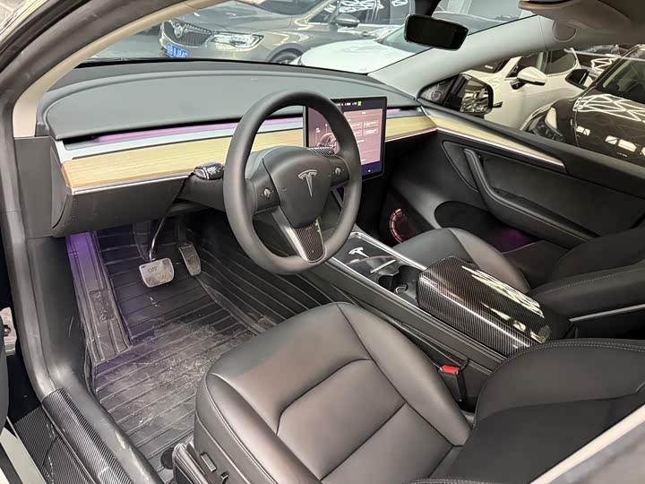 Фото 4 - Tesla Model Y