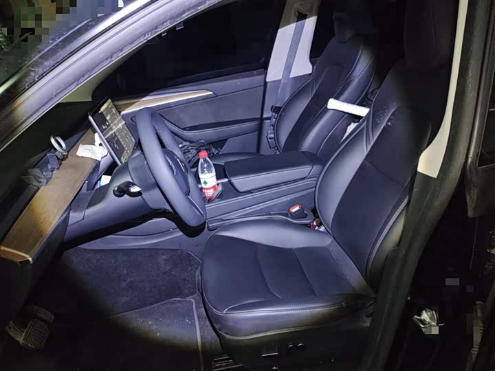 Фото 8 - Tesla Model Y