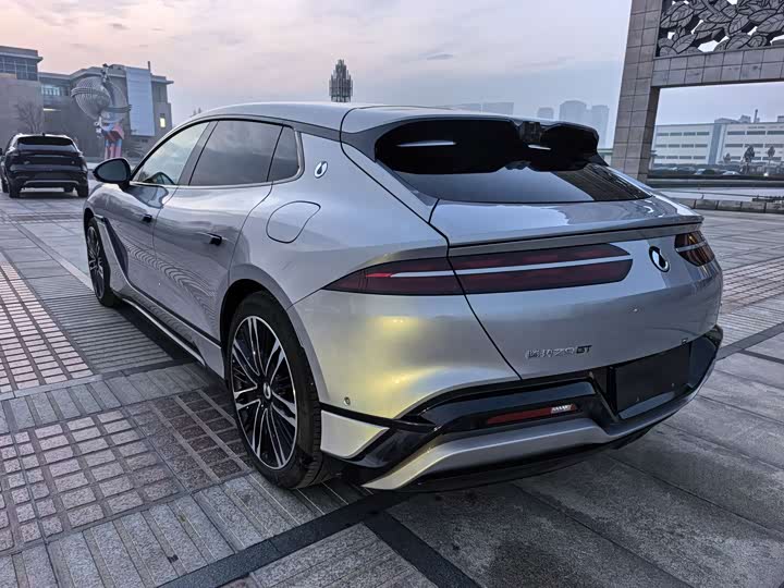 Фото 4 - Denza Z9GT