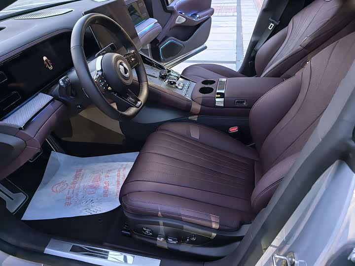 Фото 7 - Denza Z9GT