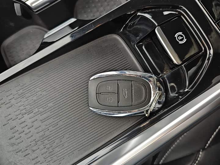 Фото 9 - Maxus G50