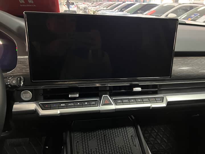 Фото 9 - Tank 400