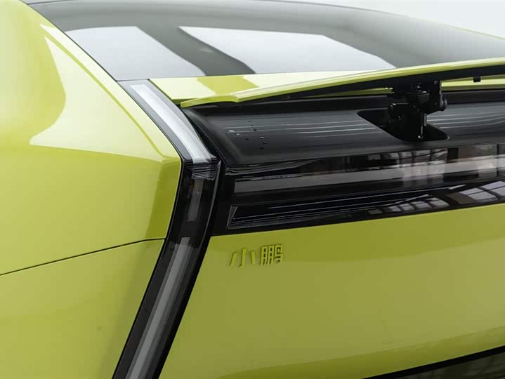 Фото 7 - XPeng P7