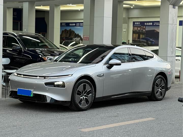 Фото 1 - XPeng P7