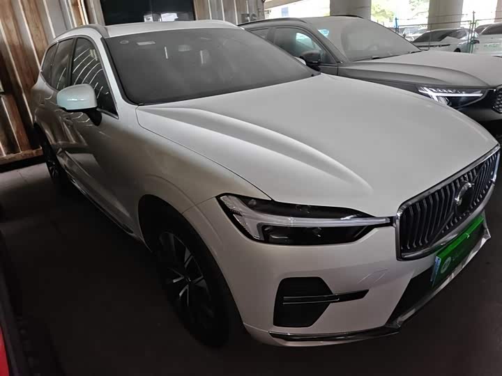 Фото 4 - Volvo XC60