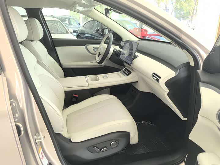 Фото 4 - Changan Qiyuan (Nevo) Q05