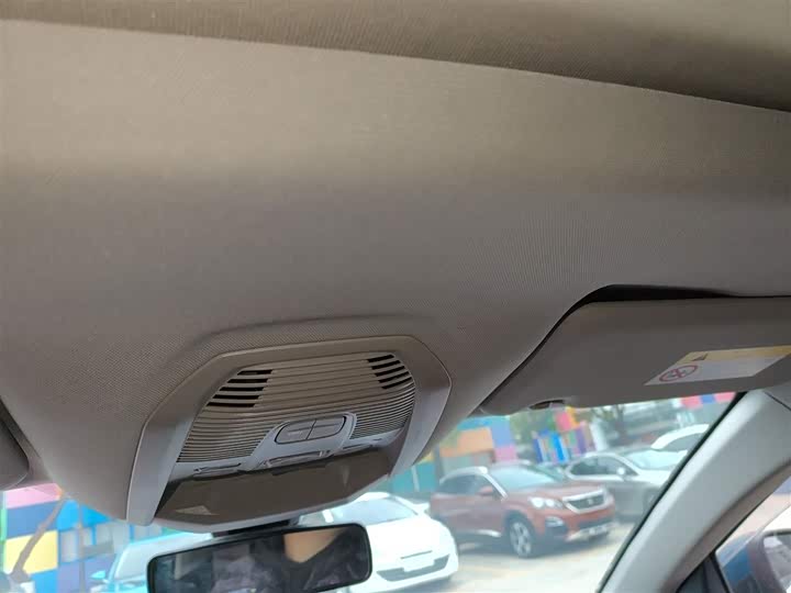 Фото 8 - Citroen C5 Aircross 2023