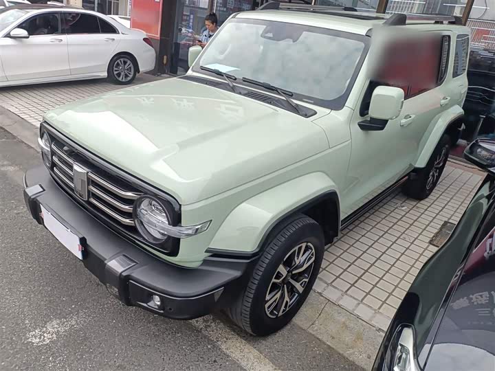 Фото 1 - Tank 300