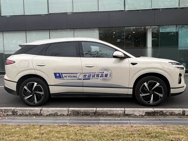 Фото 5 - BYD Sea Lion 06 Hybrid/EV