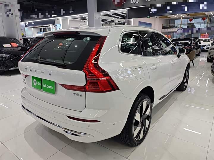 Фото 7 - Volvo XC60 Hybrid