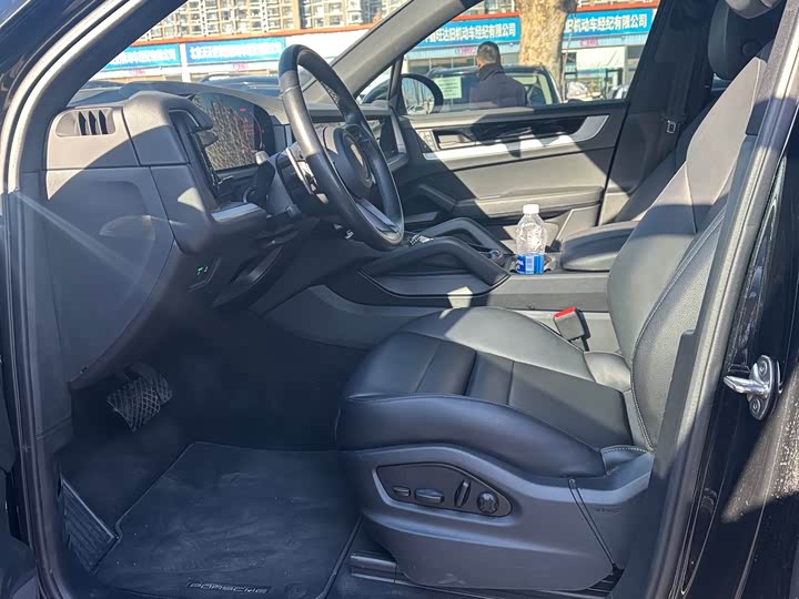 Фото 7 - Porsche Cayenne