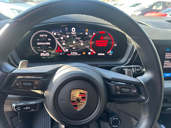 Фото 9 - Porsche Cayenne