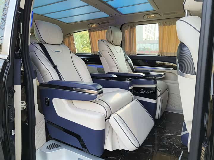 Фото 6 - Mercedes-Benz Vito