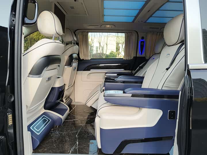 Фото 8 - Mercedes-Benz Vito