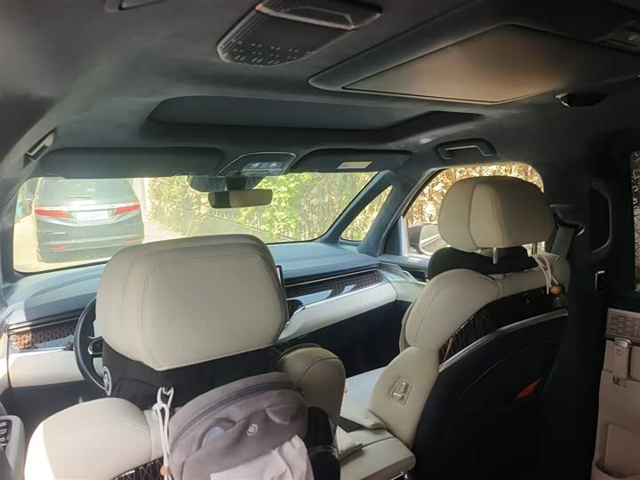 Фото 9 - Zeekr 009