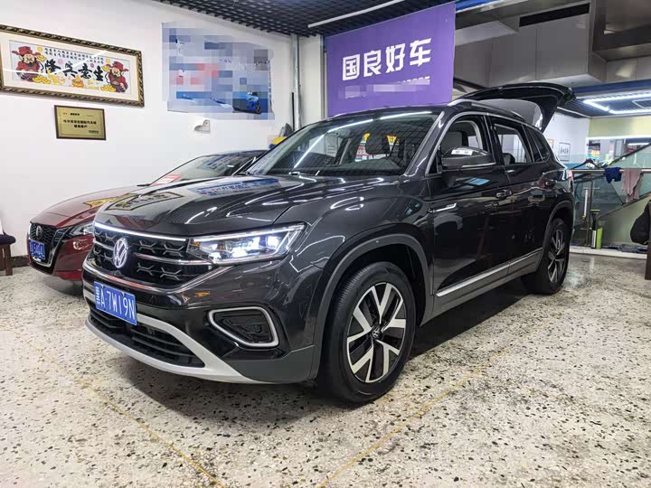 Фото 1 - Volkswagen Tayron