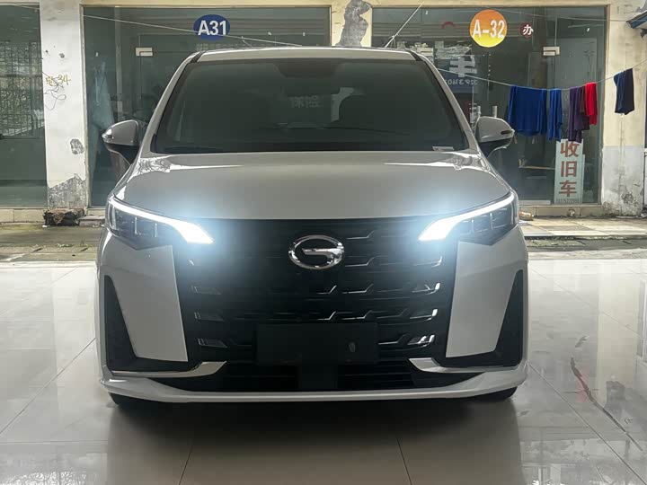 Фото 2 - GAC Trumpchi M6