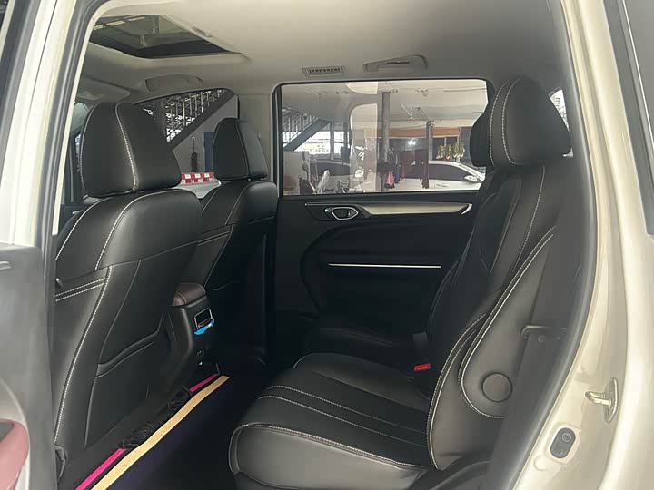 Фото 8 - GAC Trumpchi M6