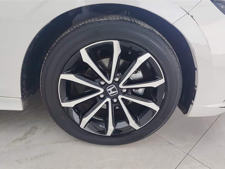 Фото 6 - Honda Integra