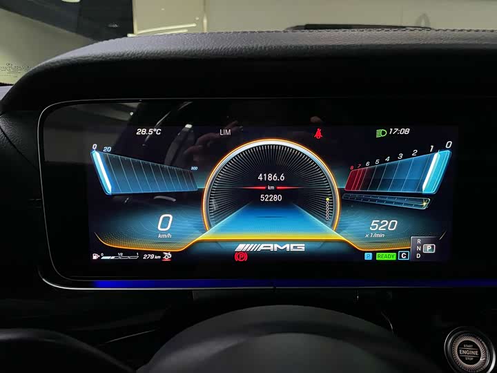 Фото 6 - Mercedes-Benz AMG GT