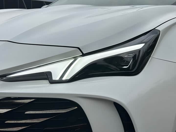 Фото 4 - MG Motor 7