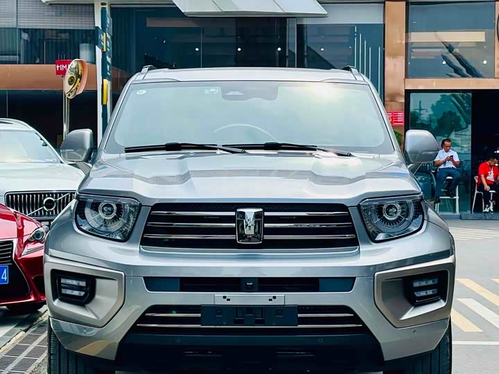 Фото 2 - Tank 700 Hybrid