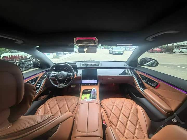 Фото 9 - Mercedes-Benz Maybach S-Class