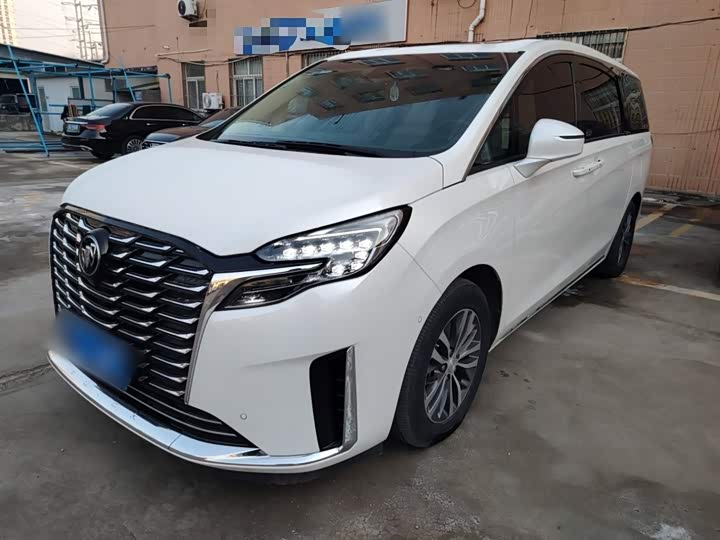 Фото 2 - Buick GL8 ES