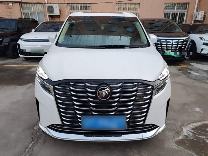 Фото 3 - Buick GL8 ES