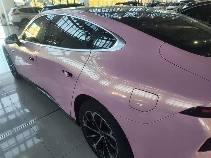 Фото 5 - XPeng P7