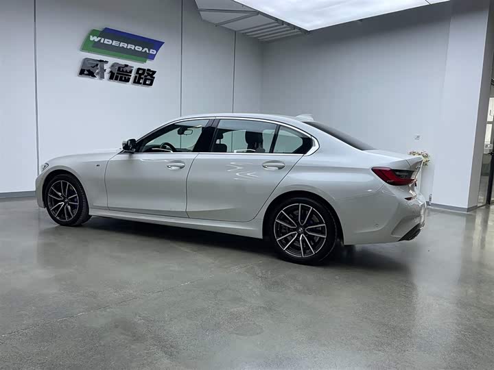 Фото 6 - BMW 3 Series