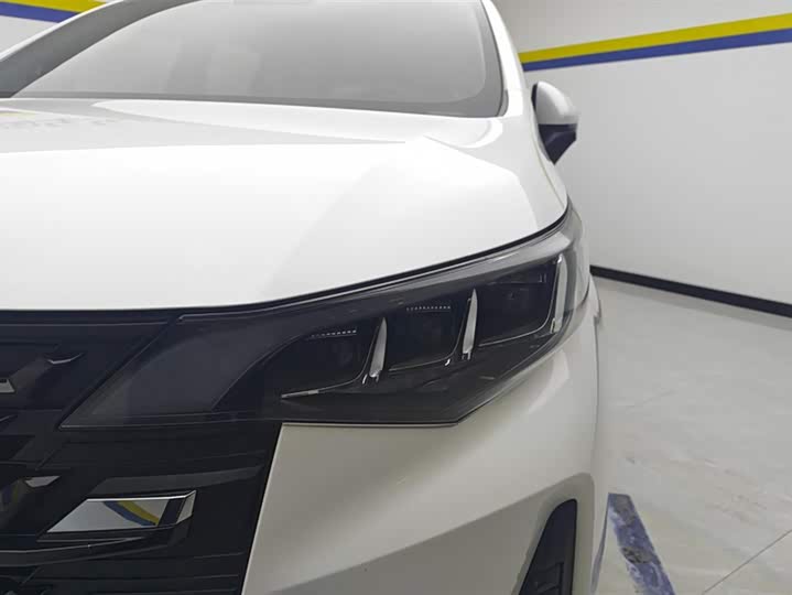 Фото 5 - GAC Trumpchi M6