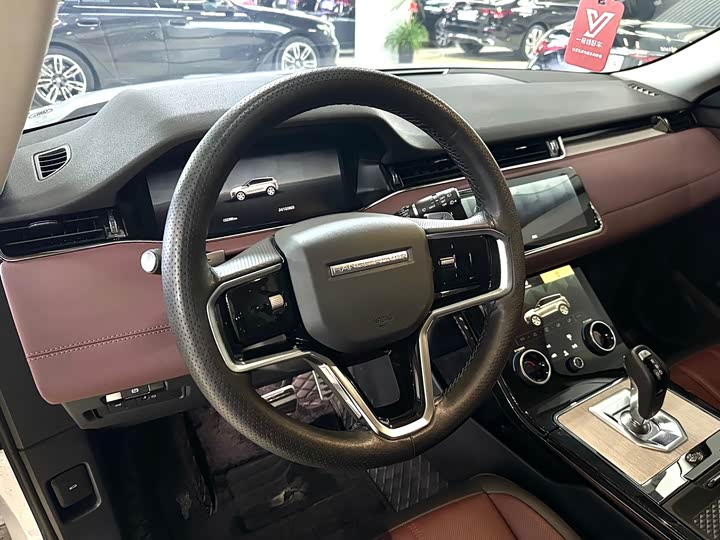 Фото 8 - Land Rover Range Rover Evoque L