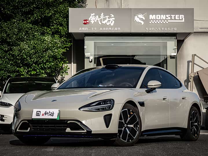 Фото 1 - Xiaomi SU7