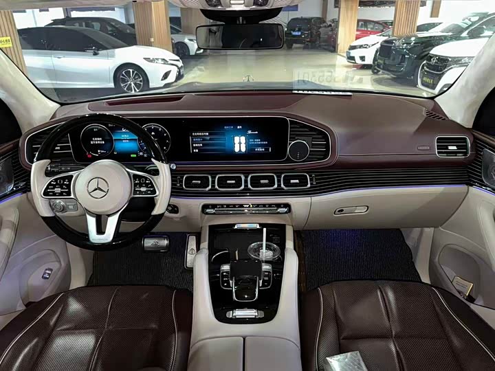 Фото 8 - Mercedes-Benz GLS-Class