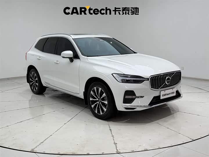 Фото 4 - Volvo XC60