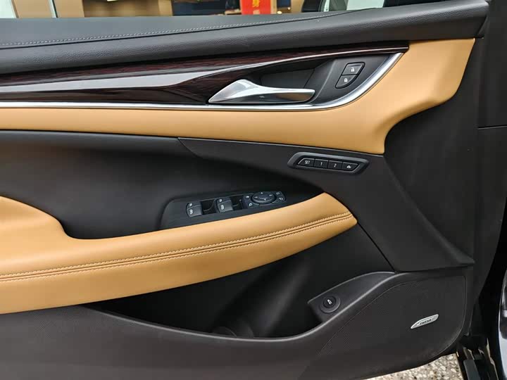 Фото 9 - Buick LaCrosse