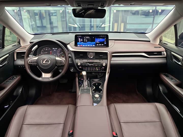 Фото 5 - Lexus RX
