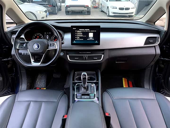 Фото 6 - BYD Song Max