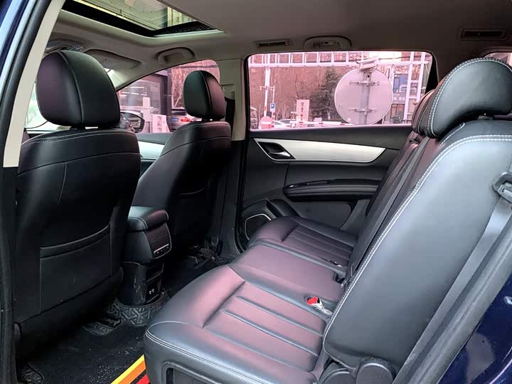 Фото 8 - BYD Song Max