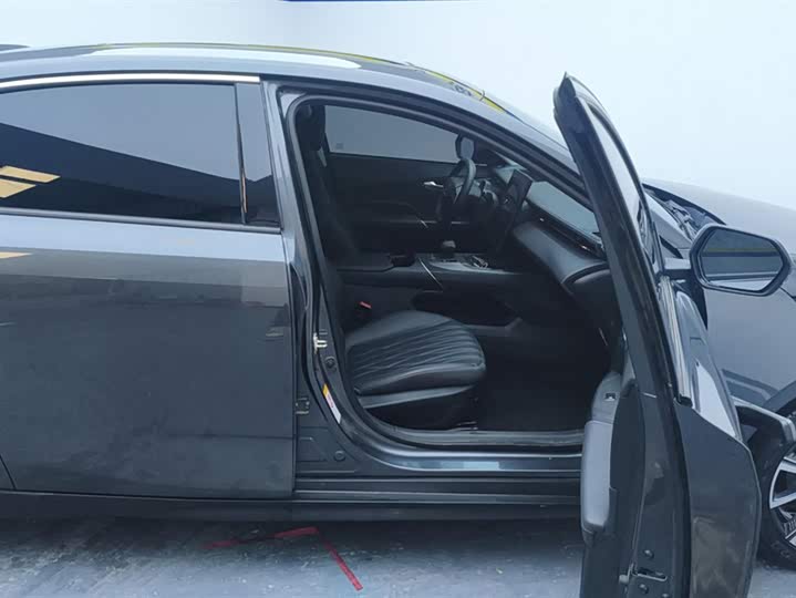 Фото 8 - Changan Yida