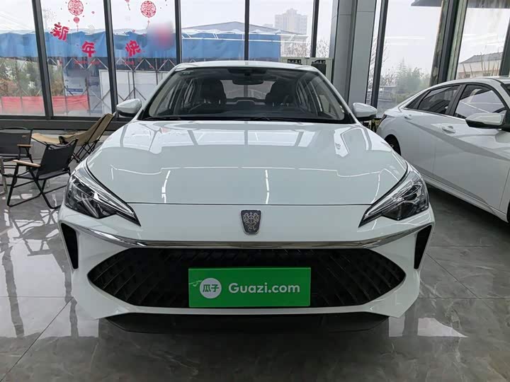 Фото 3 - Roewe i5