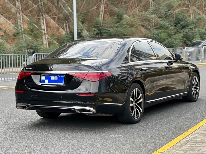 Фото 4 - Mercedes-Benz S-Class