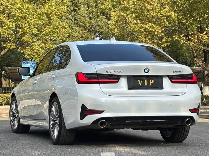 Фото 4 - BMW 3 Series